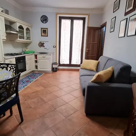 Al Corso 2 Lägenhet Naro